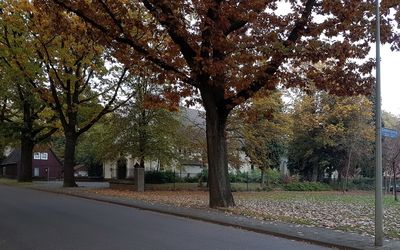 Heerlen — 2016 Hoensbroek, Maria Gewanden, vm kerk Zandbergsweg 01.jpg
