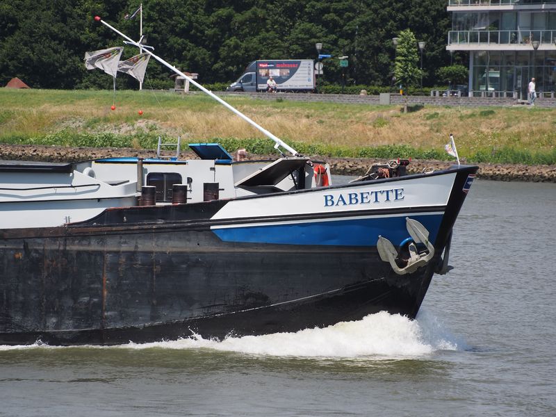 Baren-Drecht — Babette - ENI 03270631, Oude Maas, pic3.jpg