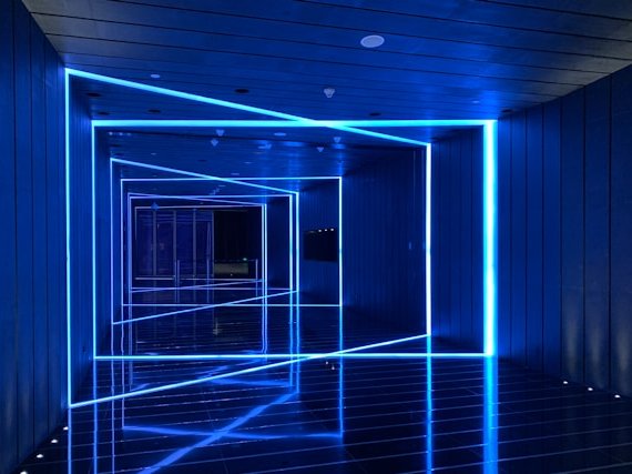 Bedrijfsverlichting LED in Amsterdam: zo kies je licht dat echt past