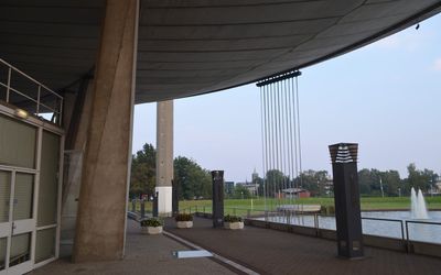 Eindhoven — Cmglee Evoluon under pond.jpg