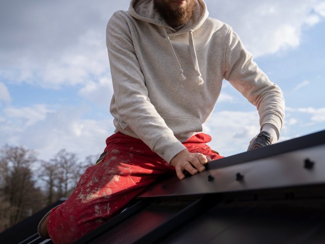 Dakdekker Vlaardingen: wat kun je verwachten van goed dakwerk?