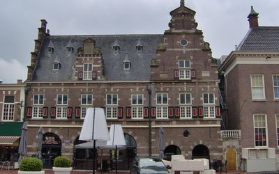 Almelo — De Waag Almelo.JPG