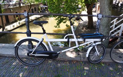 Utrecht — Dutch-ID Filibus transportfiets Oudegracht Utrecht.jpg