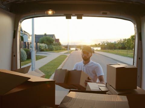 Een bestelbus leasen: wat zijn de opties en waar moet je op letten?