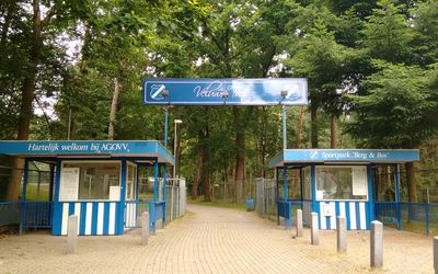 Apeldoorn — Entree Sportpark Berg en Bos AGOVV.jpg