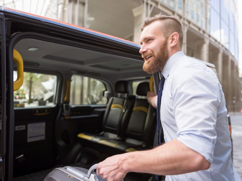 Reis in stijl: een VIP bus met chauffeur voor jouw groep