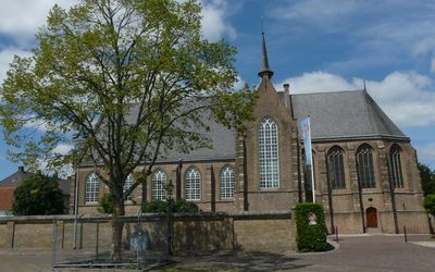 Waalwijk — Hervormde kerk (Waspik) P1070346.JPG