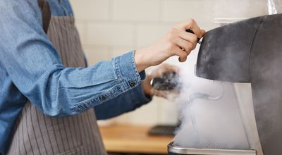IJsmachines en Horeca koelkasten in Emmen: zo kies je apparatuur die jouw keuken echt ondersteunt