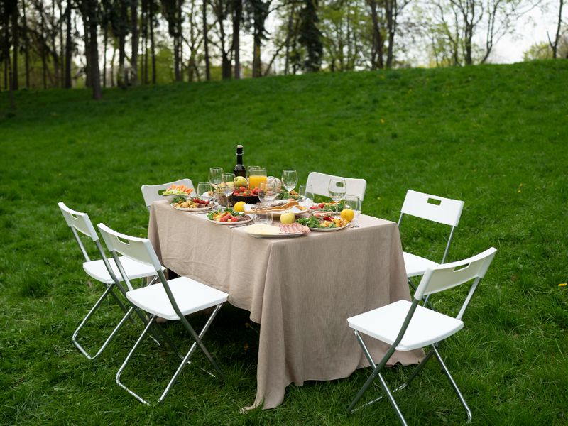 Inklapbare picknicktafel in Rotterdam: handig voor plekken waar ruimte telt