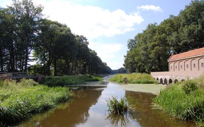 Almelo — Kanaal-Almelo-Nordhorn Schuivenhuisje.JPG
