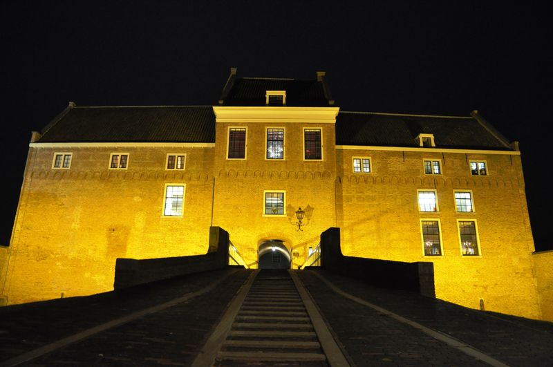 Woerden — Kasteel Woerden nacht 05.JPG