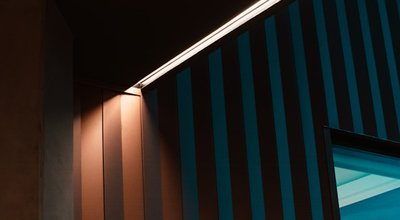 Led lamp in een bedrijfshal in Vlaardingen: zo krijg je licht dat klopt