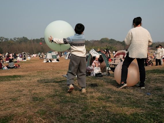 Klassenuitje vol actie en plezier met opblaasbare bollen