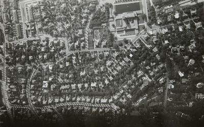 Hilversum — NIMH - 2011 - 5117 - Aerial photograph of Hilversum, The Netherlands.jpg
