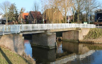 Hoogeveen — Nieuw Vennep - Brug over Hoofdvaart (22 februari 2018).jpg