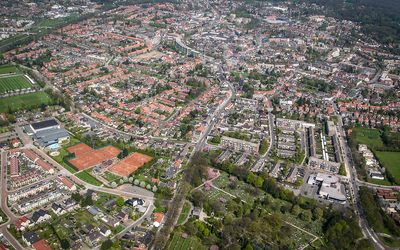 Oldenzaal — Oldenzaal luchtfoto 22 april 2005.jpg