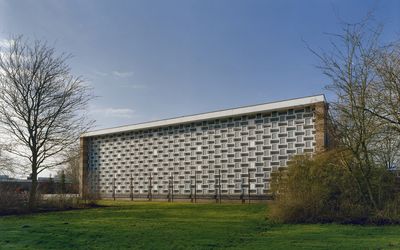 Noordoostpolder — Overzicht achtergevel kerk, thans Museum Nagele - Nagele - 20329827 - RCE.jpg