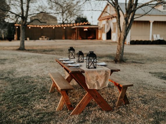 Picknicktafel in Waddinxveen: rustig kiezen voor een praktische buitenplek