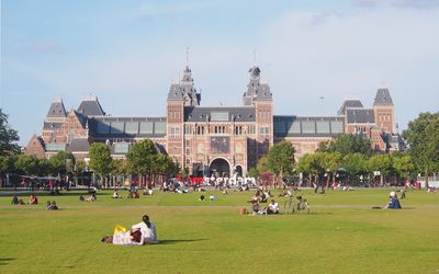 Amsterdam — Rijksmuseum from Museumplein 2523.jpg