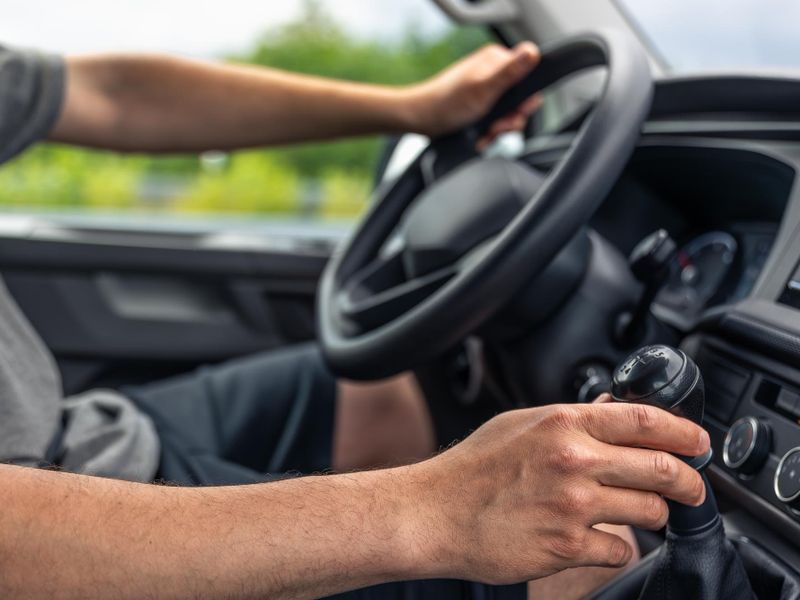 Rijschool Rotterdam en Schiedam: rustig leren rijden in een drukke regio