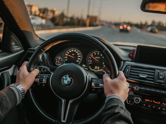 Rijschool Rotterdam: zo haal jij slim je rijbewijs