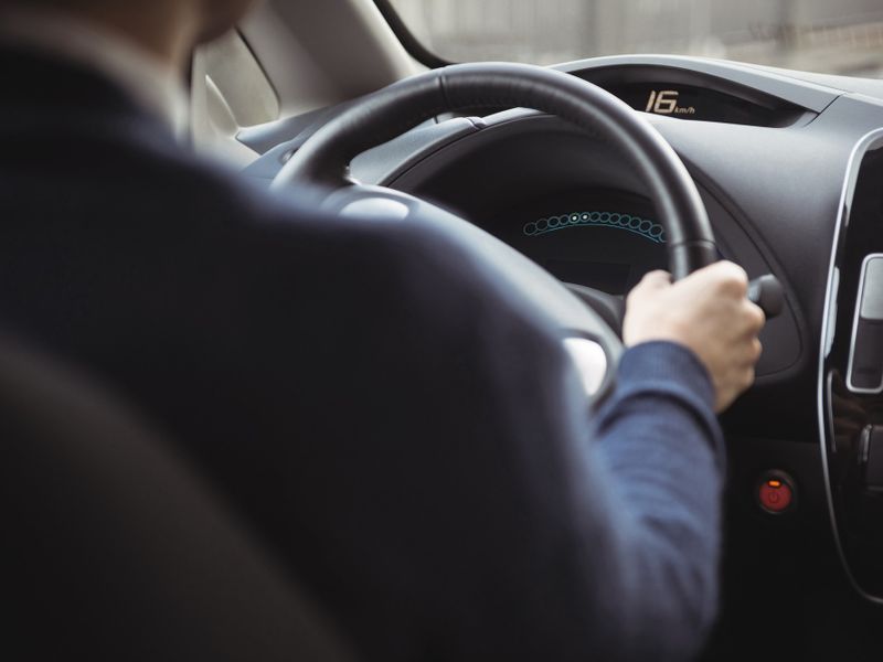 Rijschool Voorburg: wat je vooraf echt moet checken