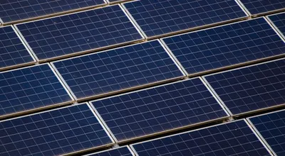 Het dak van jouw bedrijf – of een ander oppervlak - als unieke energie-opwekker