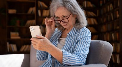 Senioren Smartphone in Zaanstad: rustig kiezen in een omgeving die u kent