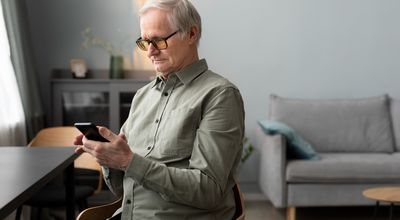 Senioren Smartphone kopen in Den Haag: rustig oriënteren en goed voorbereid kiezen