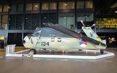 Soest — Sikorsky S-58 helicopter Nationaal Militair Museum Soesterberg 2019.jpg
