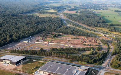 Oss — Sportpark Nieuw Zevenbergen vanuit luchtballon.jpg