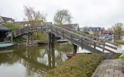 Dijk en Waard — Voetbrug achter Dorpsstraat 170, Broek op Langedijk 2.jpg