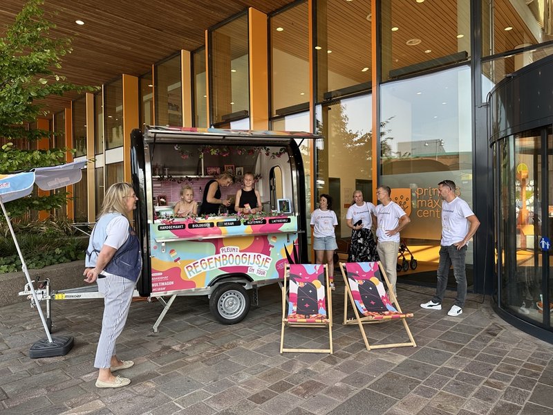 Drukwerkdeal komt samen met Pleun’s Regenboogijsjes in actie voor de Prinses Máxima Centrum Foundation