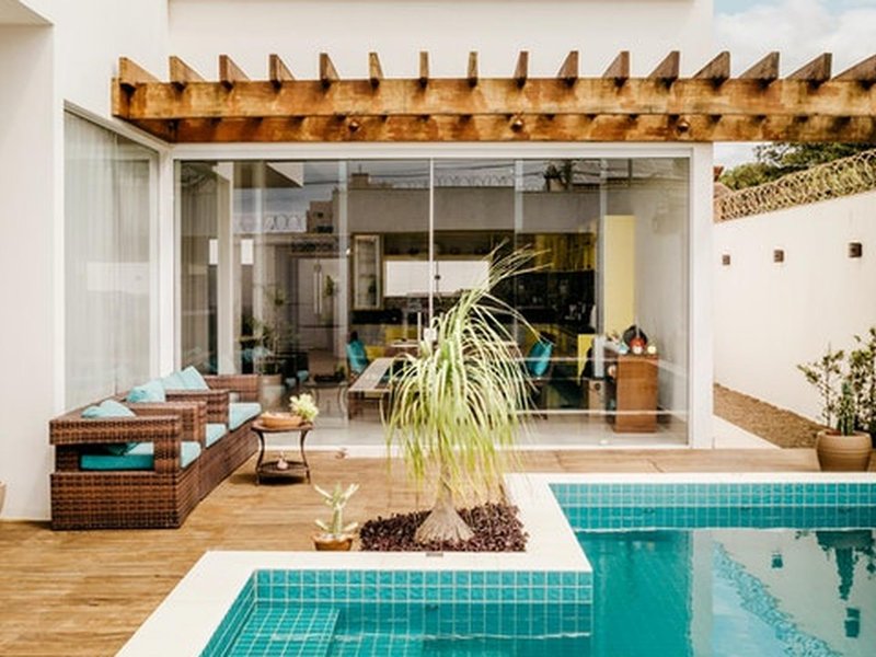 Hoe verwarm je het zwembadwater?