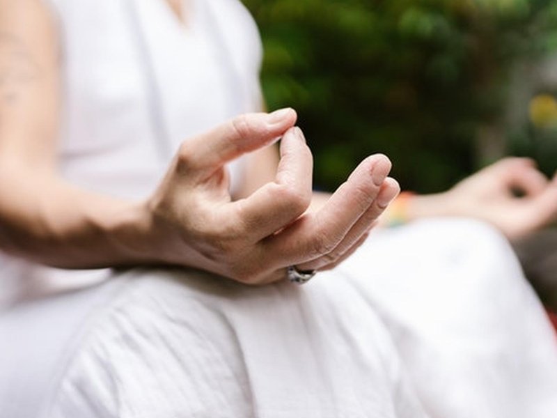 Je chakra's in evenwicht brengen door een specialist in te huren